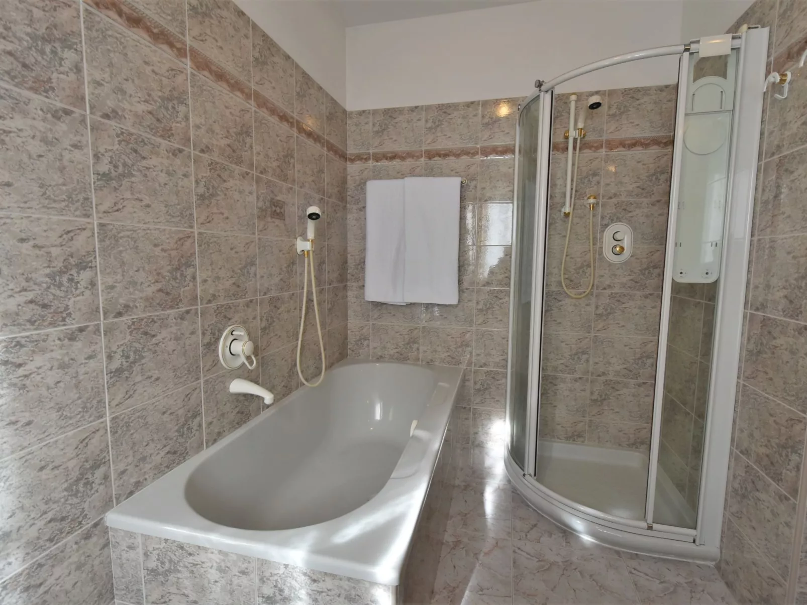 Casa Le Fontane-Inside