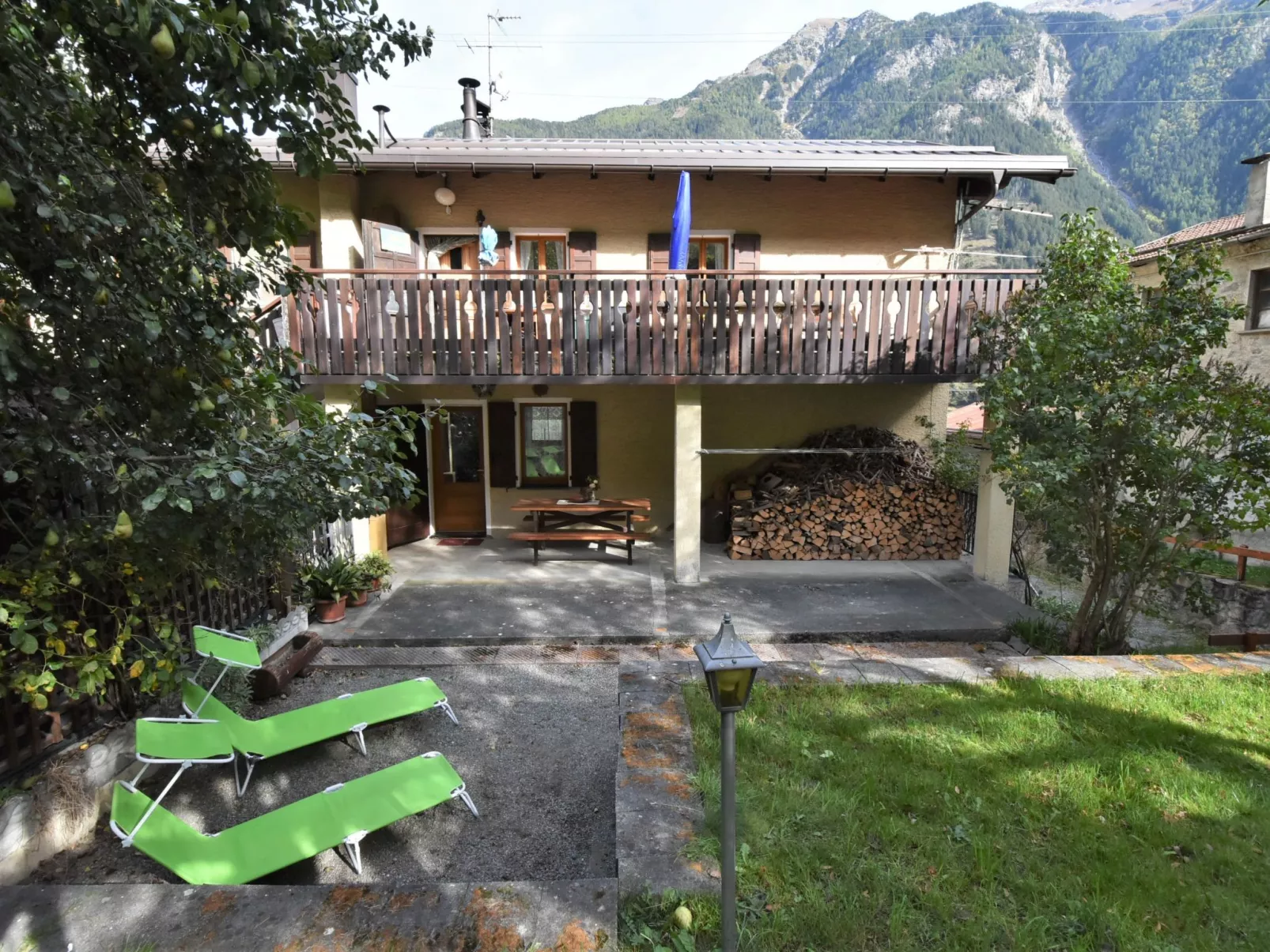 Casa Le Fontane-Outside