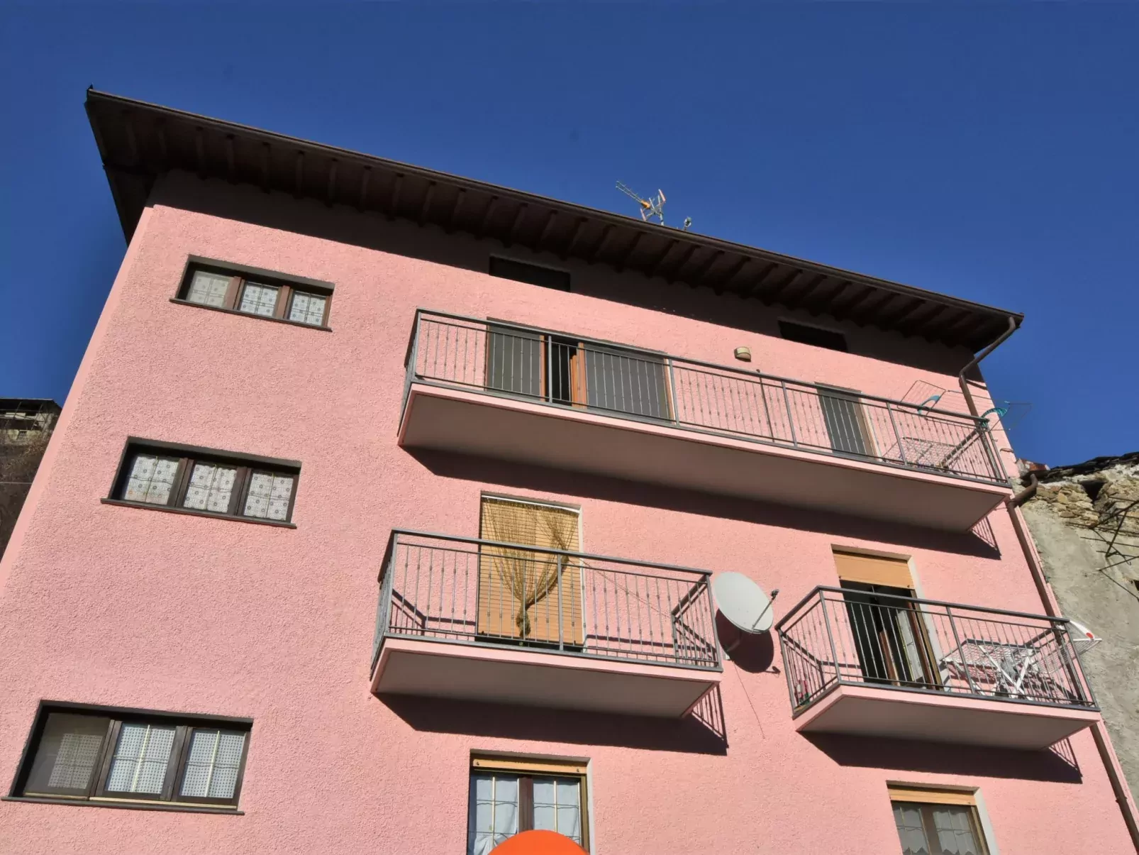 Santa Croce View-Outside