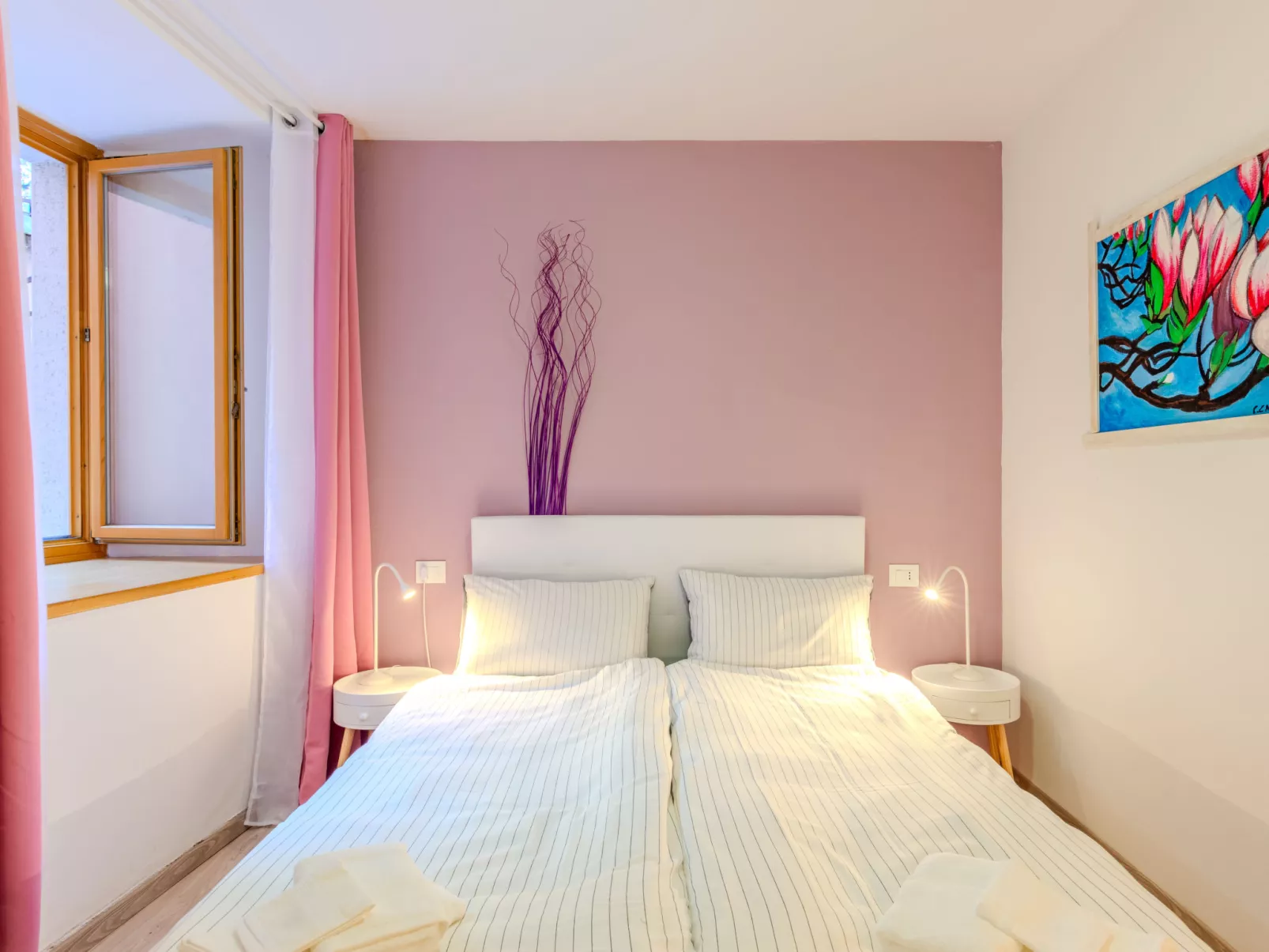 Welcome 2 Riva-Inside