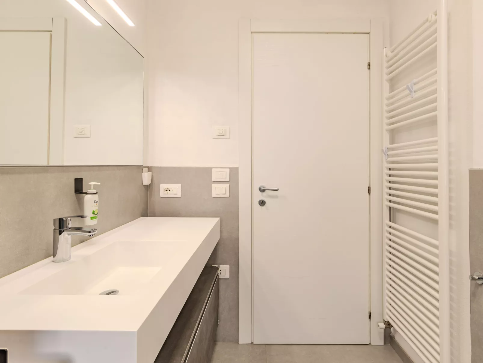 Garden Apartment-Inside