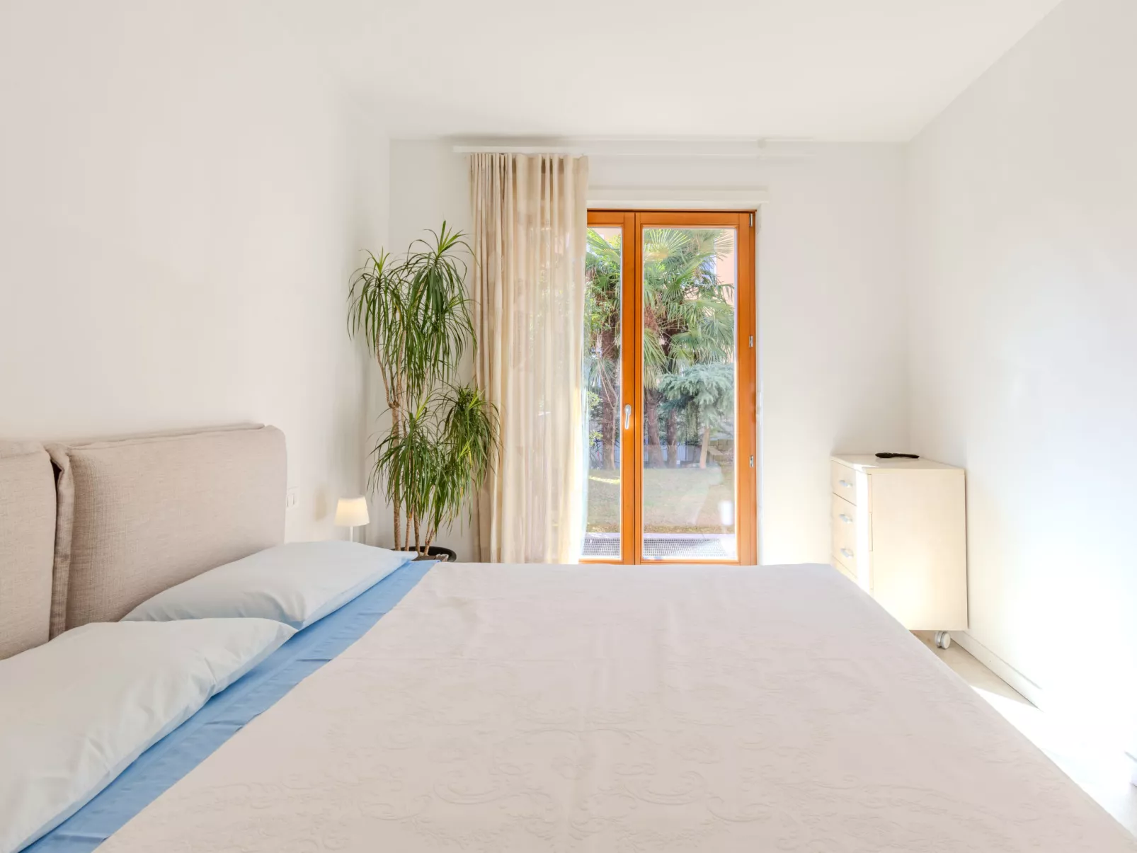 Garden Apartment-Inside
