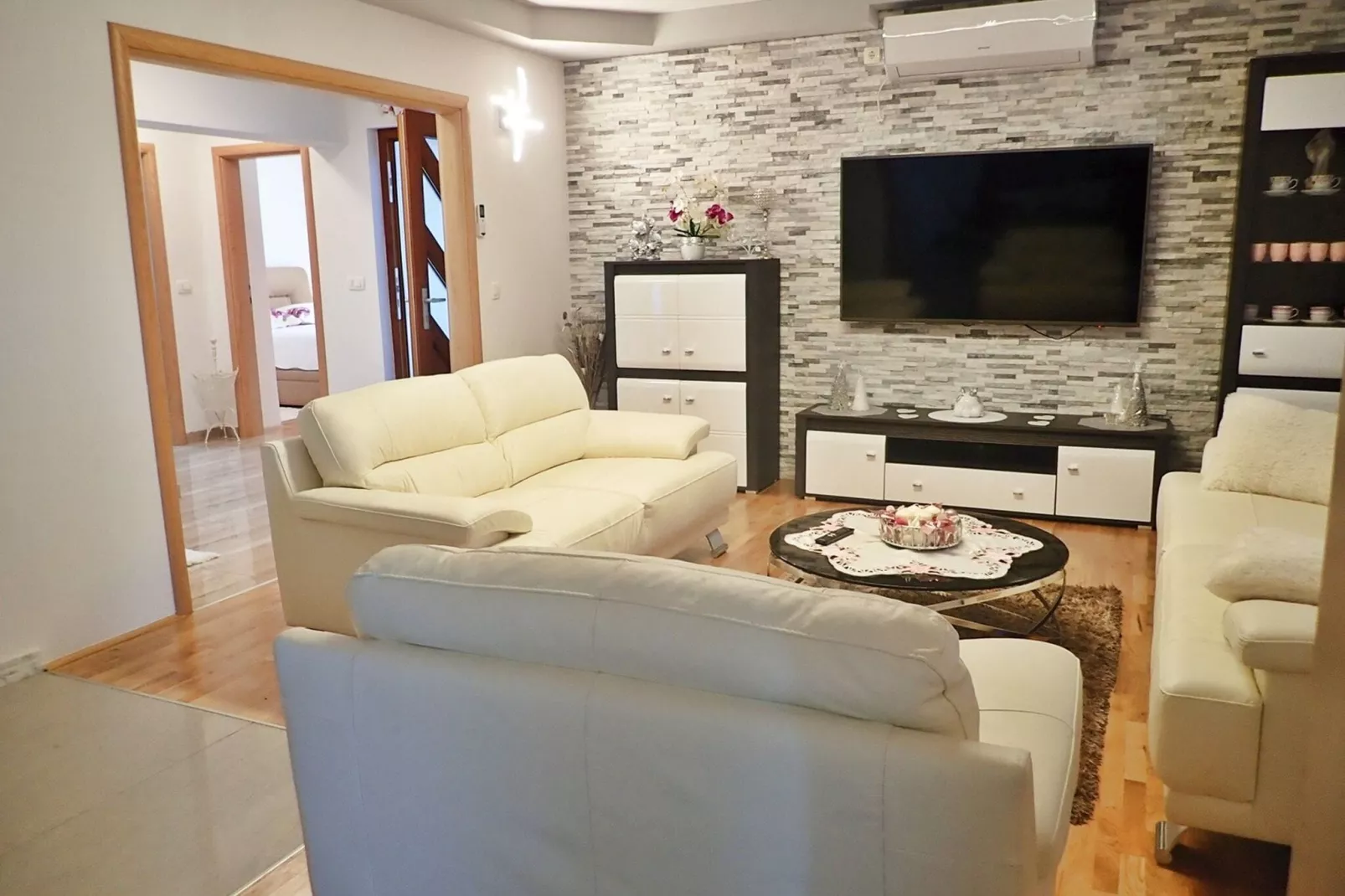 Holiday flat Dane Jasenice-Rovanjska SD-137 A-02 100 qm 6 Pers 1OG-Living room