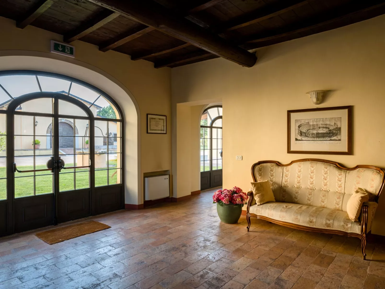 Corte Arcadia-Inside