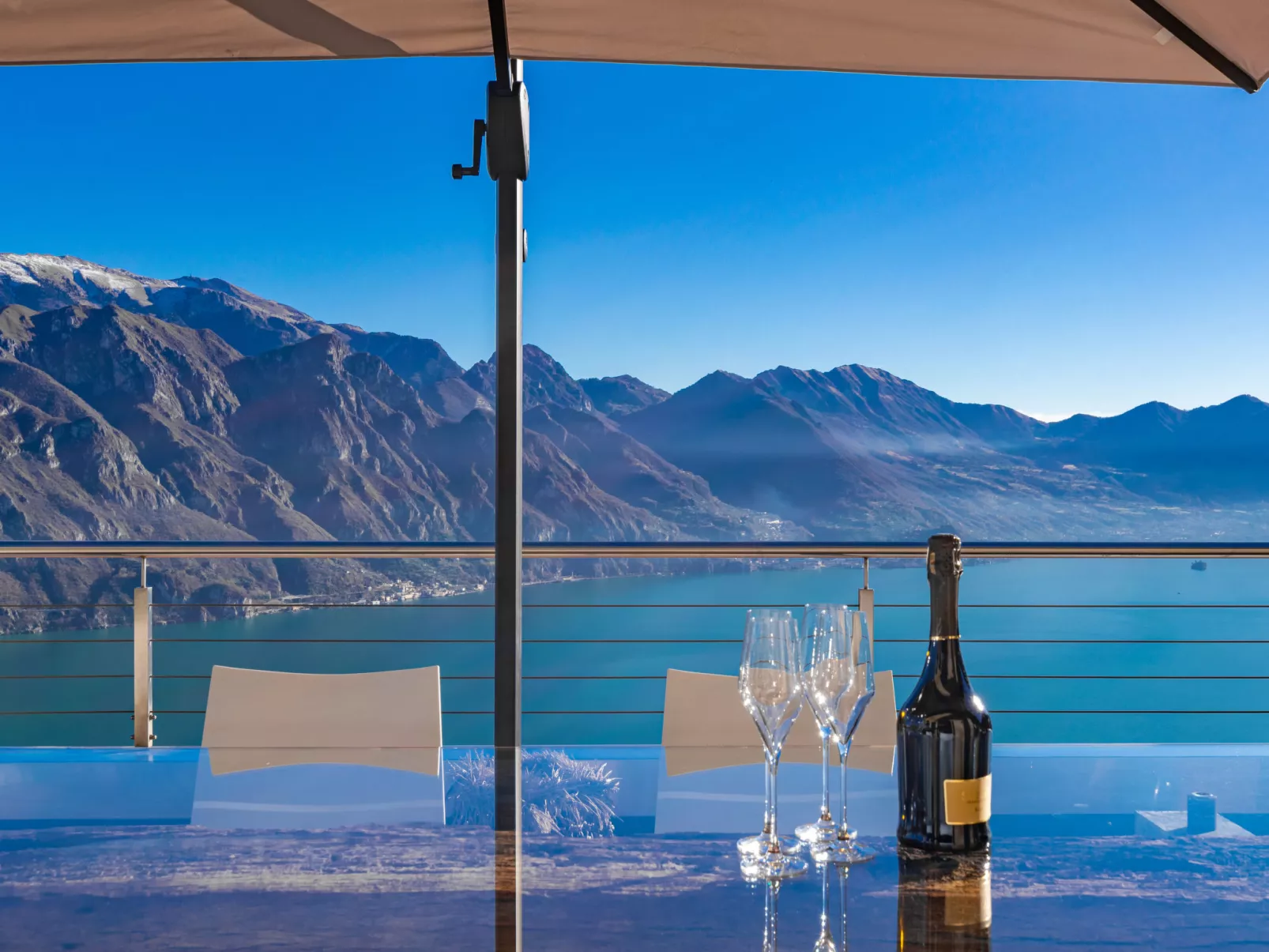 Xino Terrace View-Outside