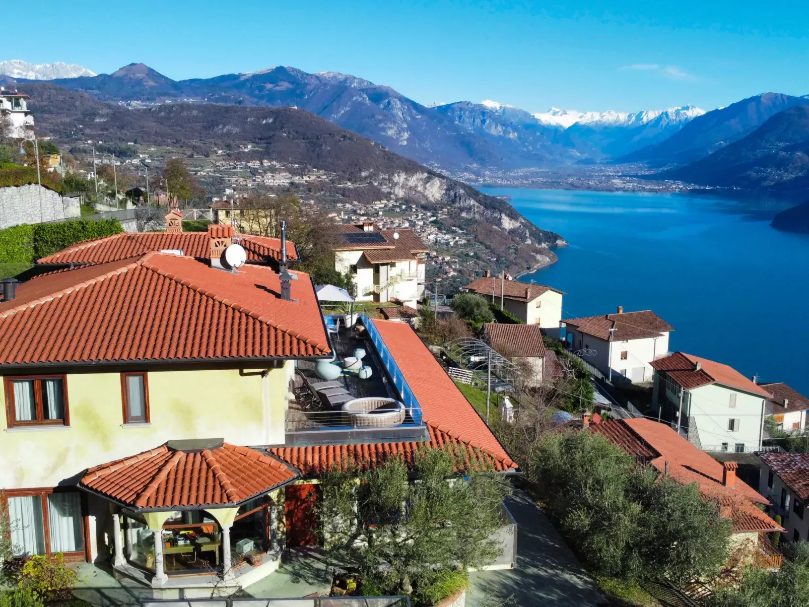Xino Terrace View-Outside
