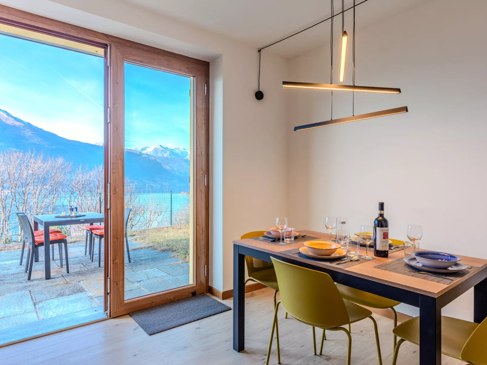 La Terrazza sul Lago-Inside