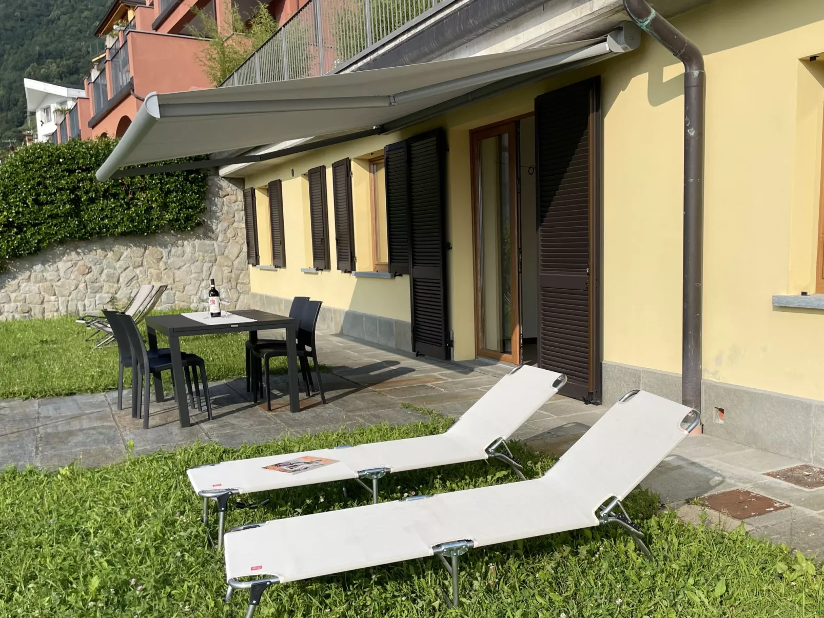 La Terrazza sul Lago-Outside