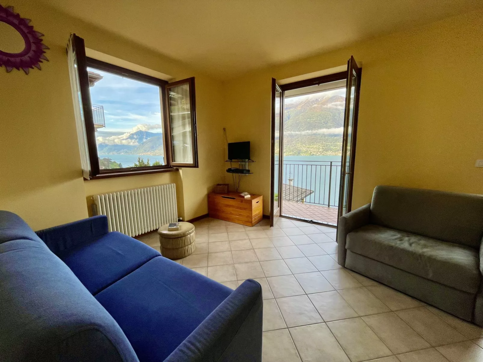 Vista Lago-Inside