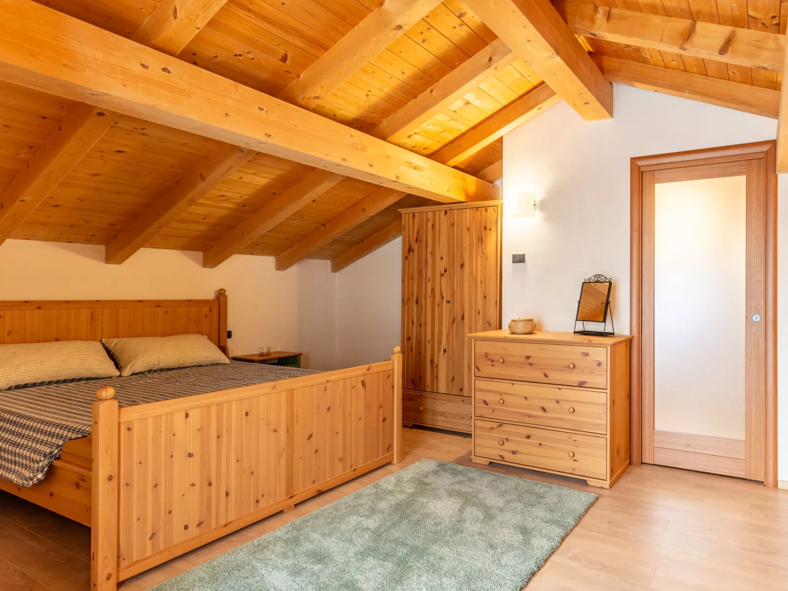 Giove-Inside