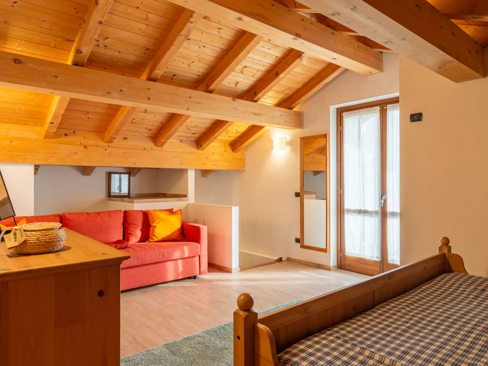 Giove-Inside