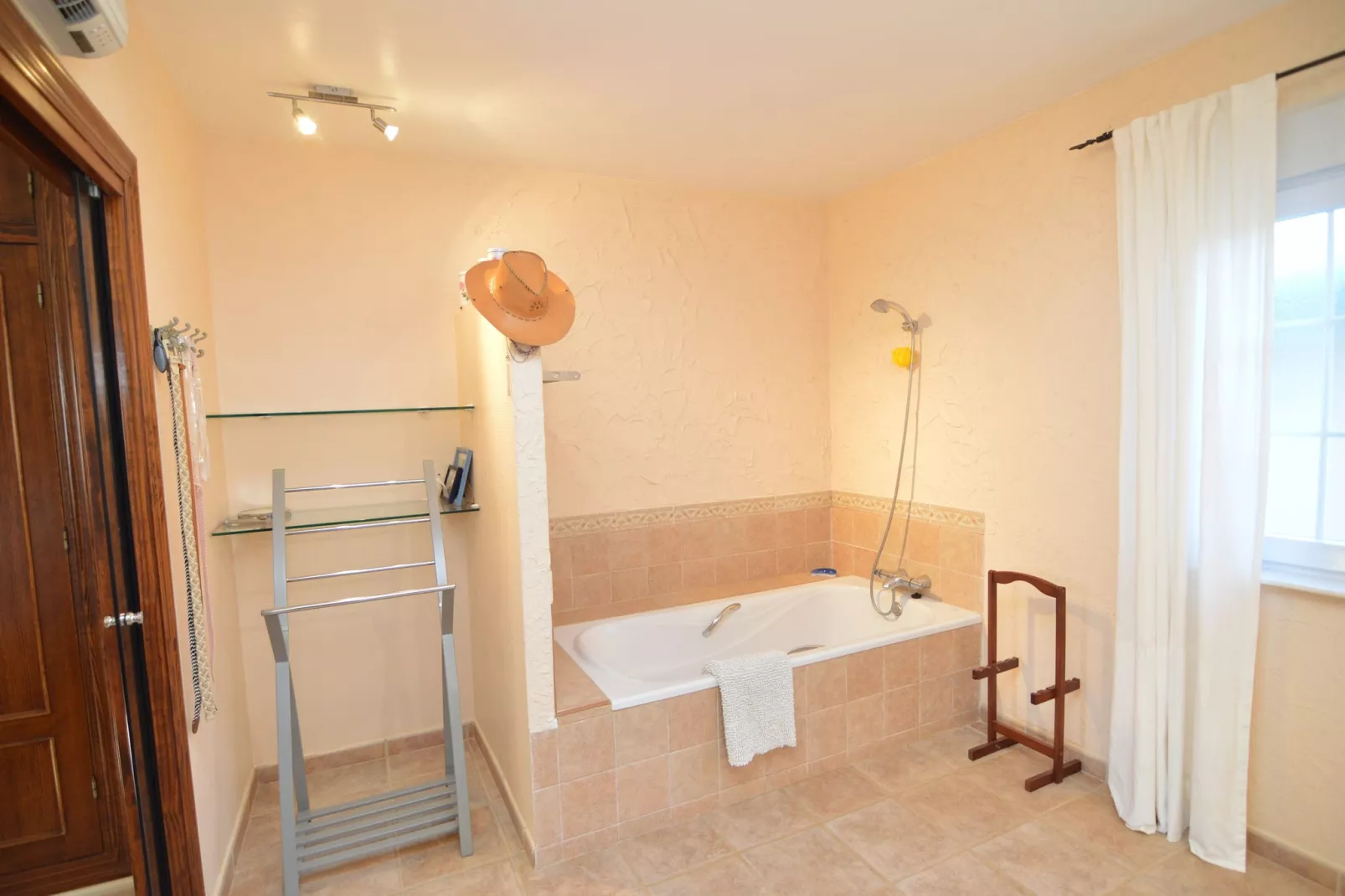 Finca Los Niños-Bathroom