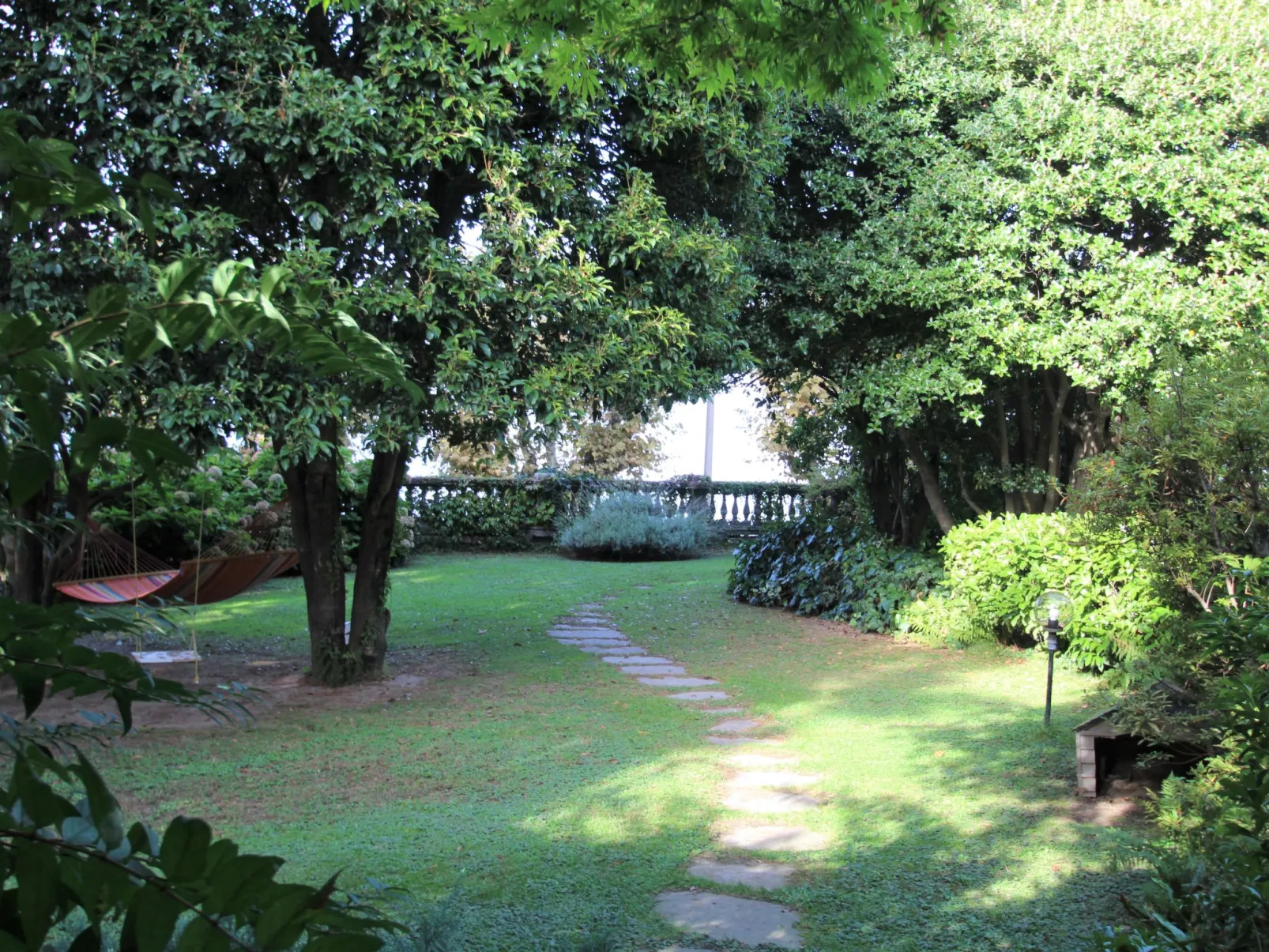  Azalea-Outside