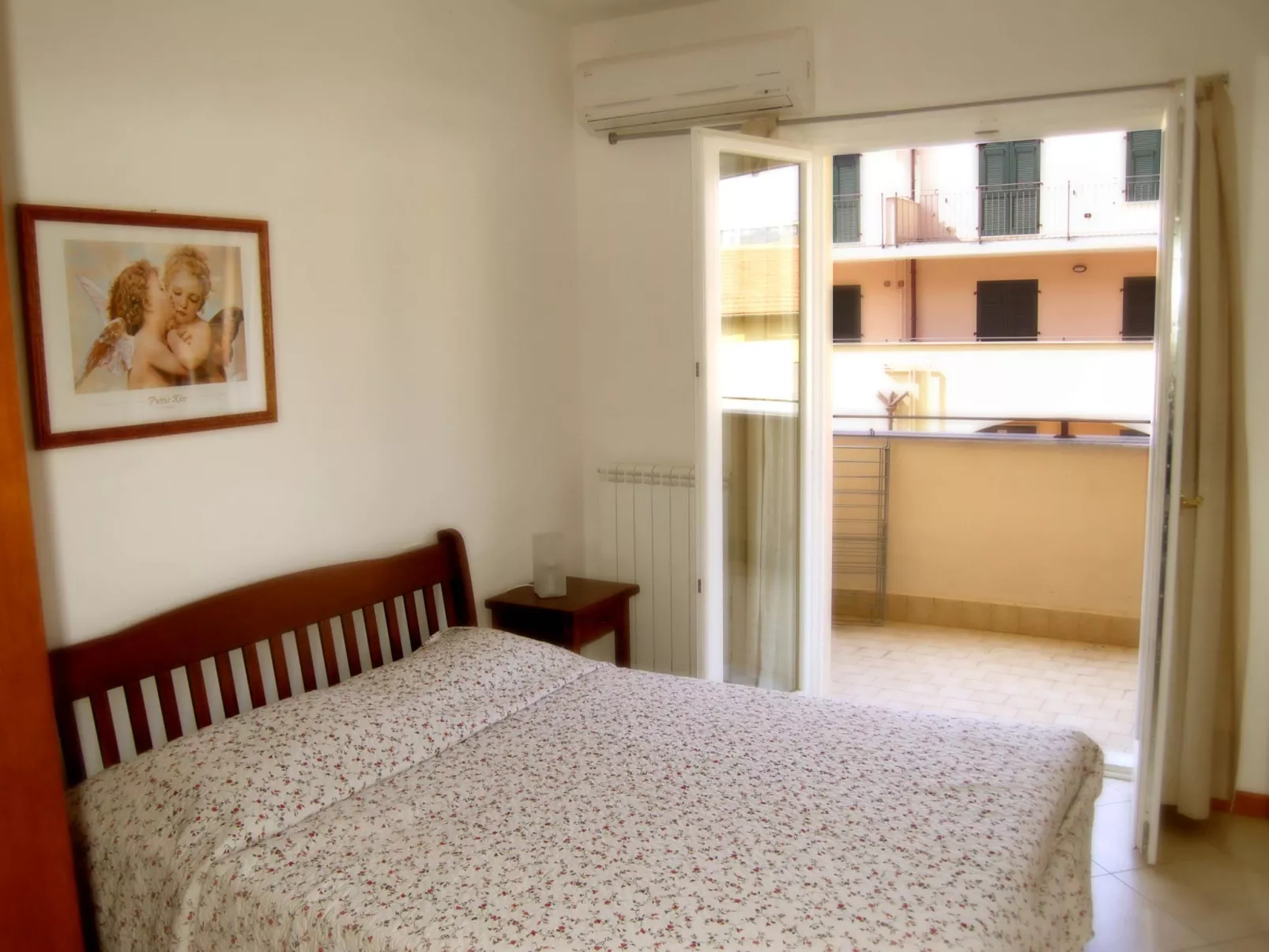 Cala Azzurra (IMP312)-Inside