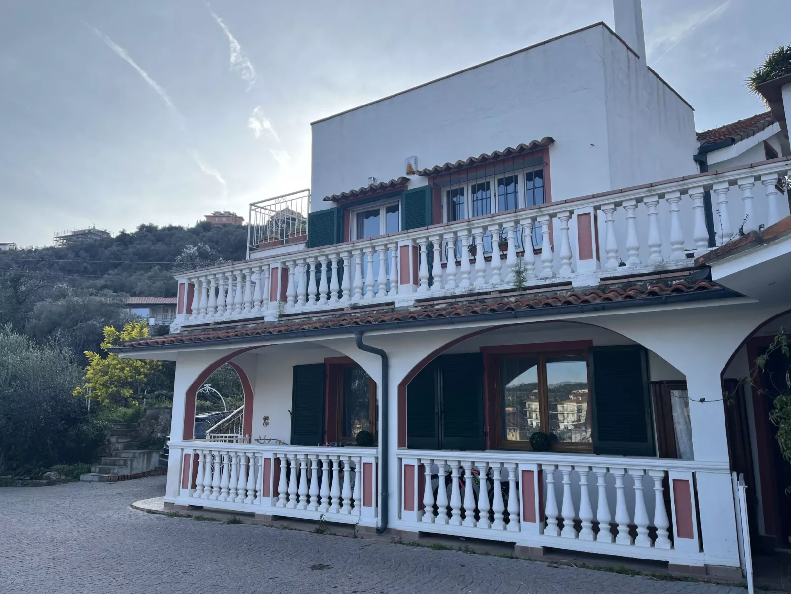 Il Portico-Outside