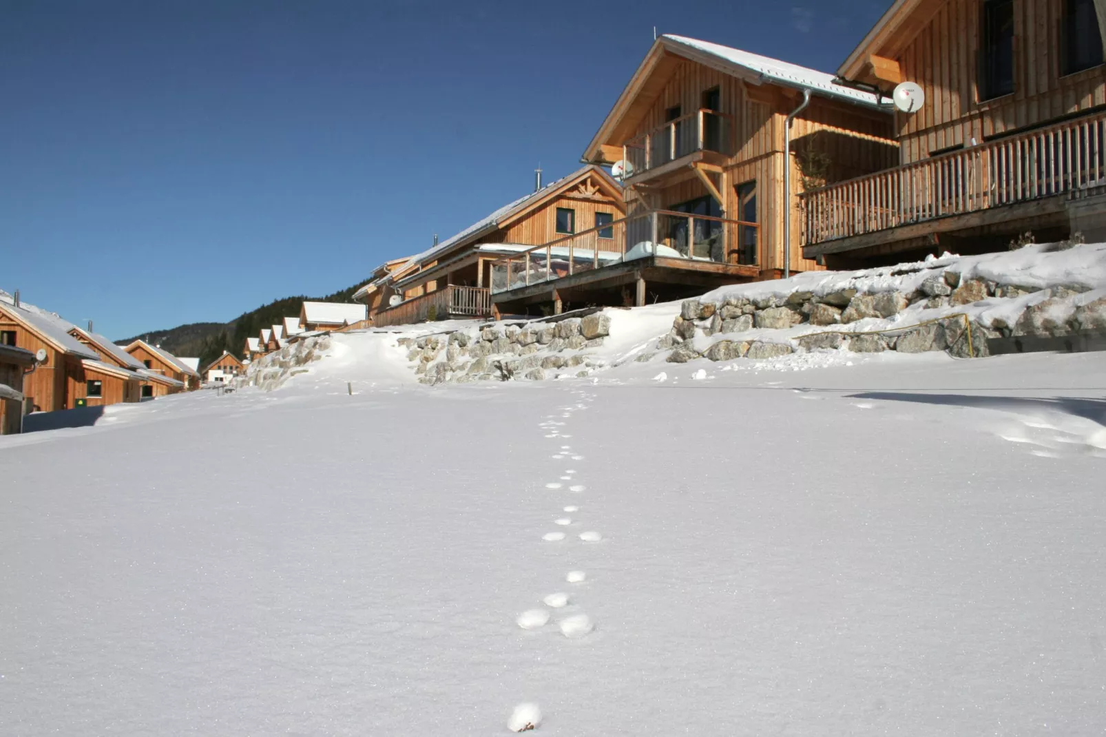 Chalet Almdorf 8-Exterior winter