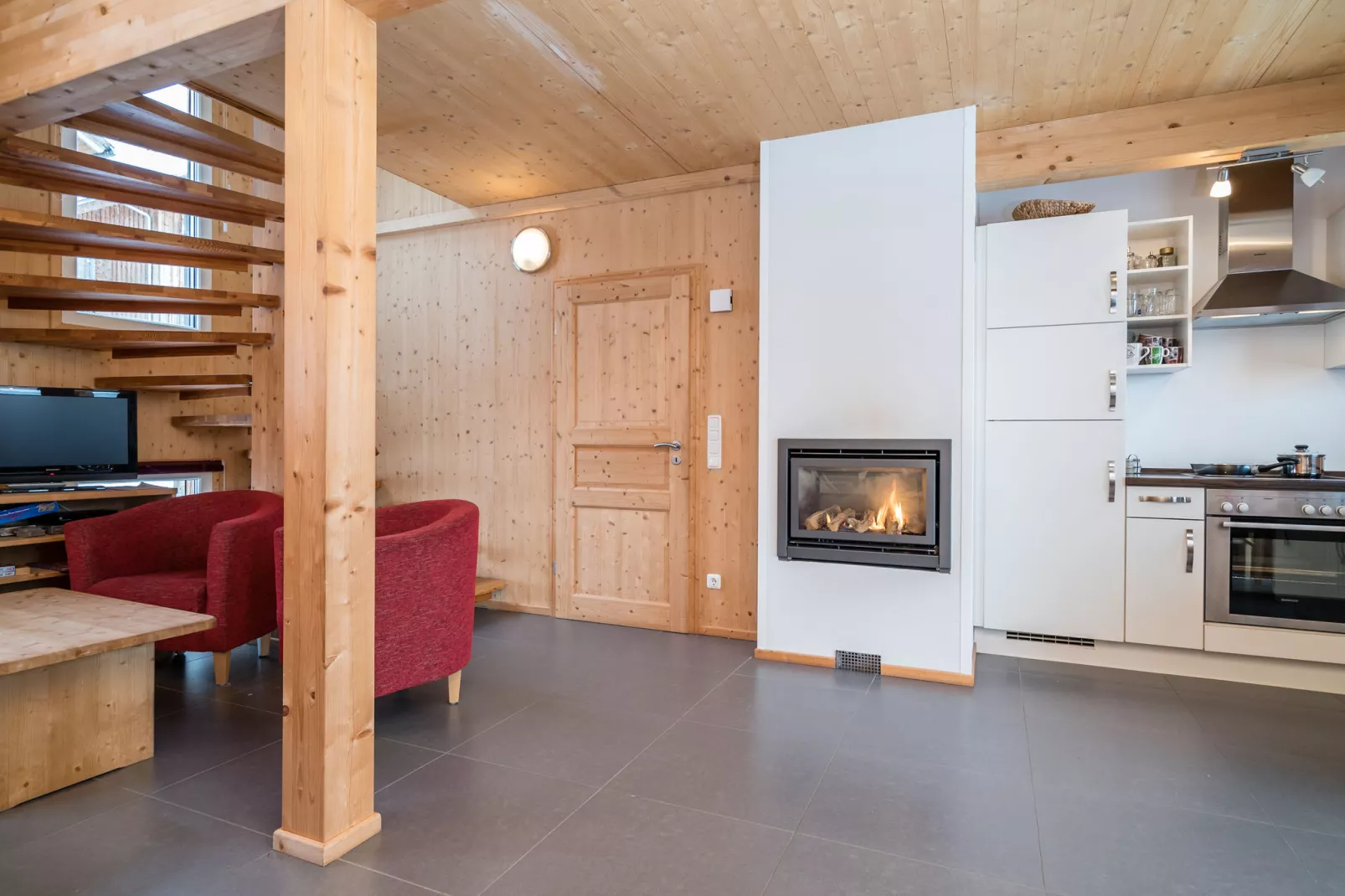 Chalet Almdorf 8-Living room