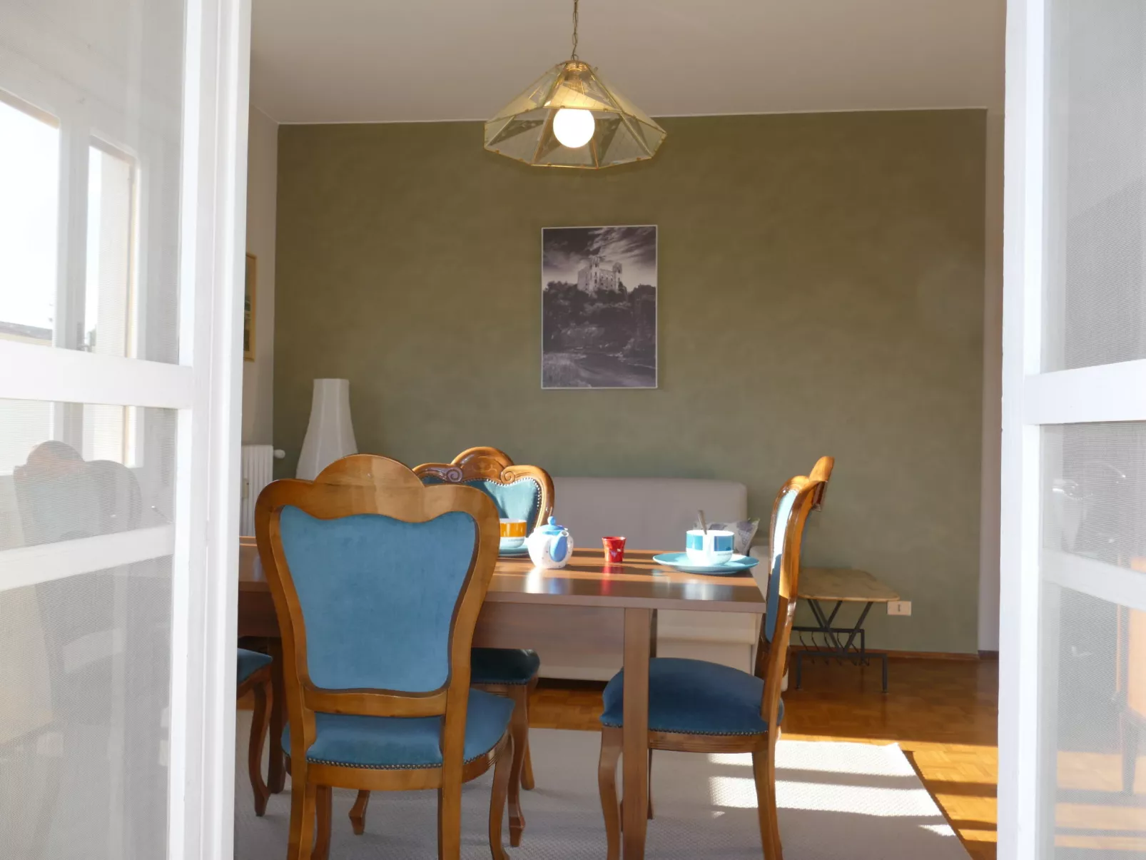 Citrus House-Inside