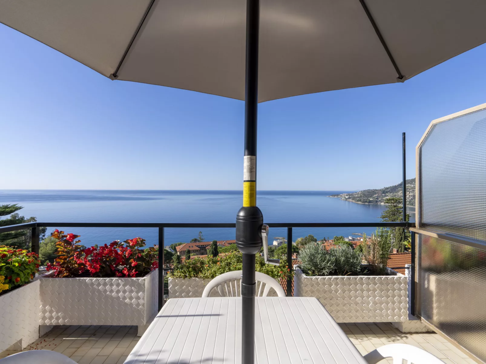 Terrazzo sul Mare-Outside