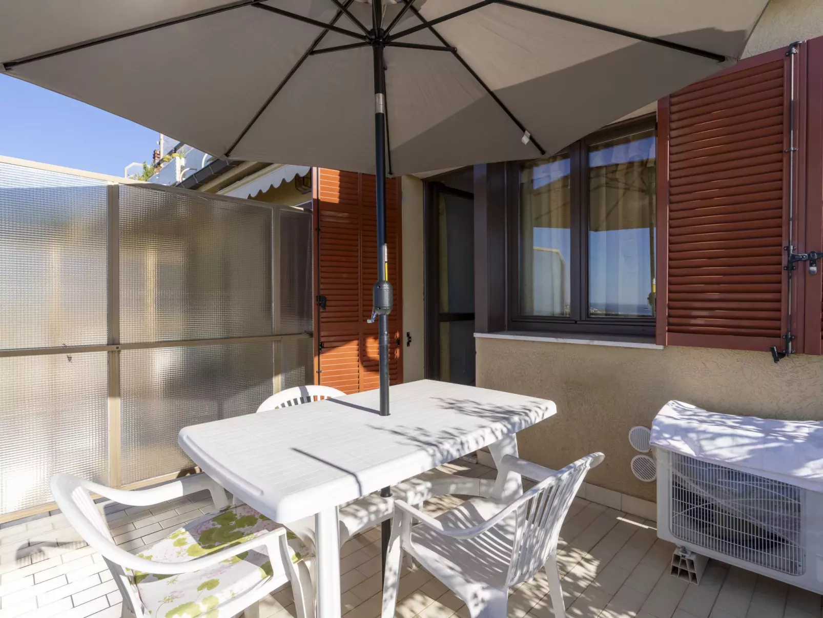 Terrazzo sul Mare-Outside