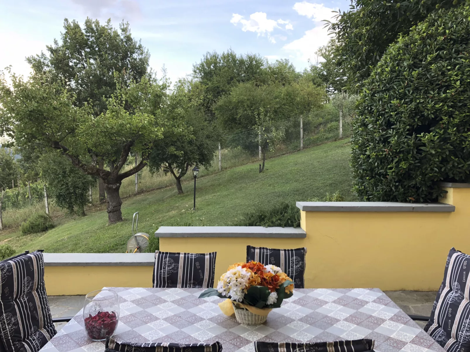 Bellavista-Outside