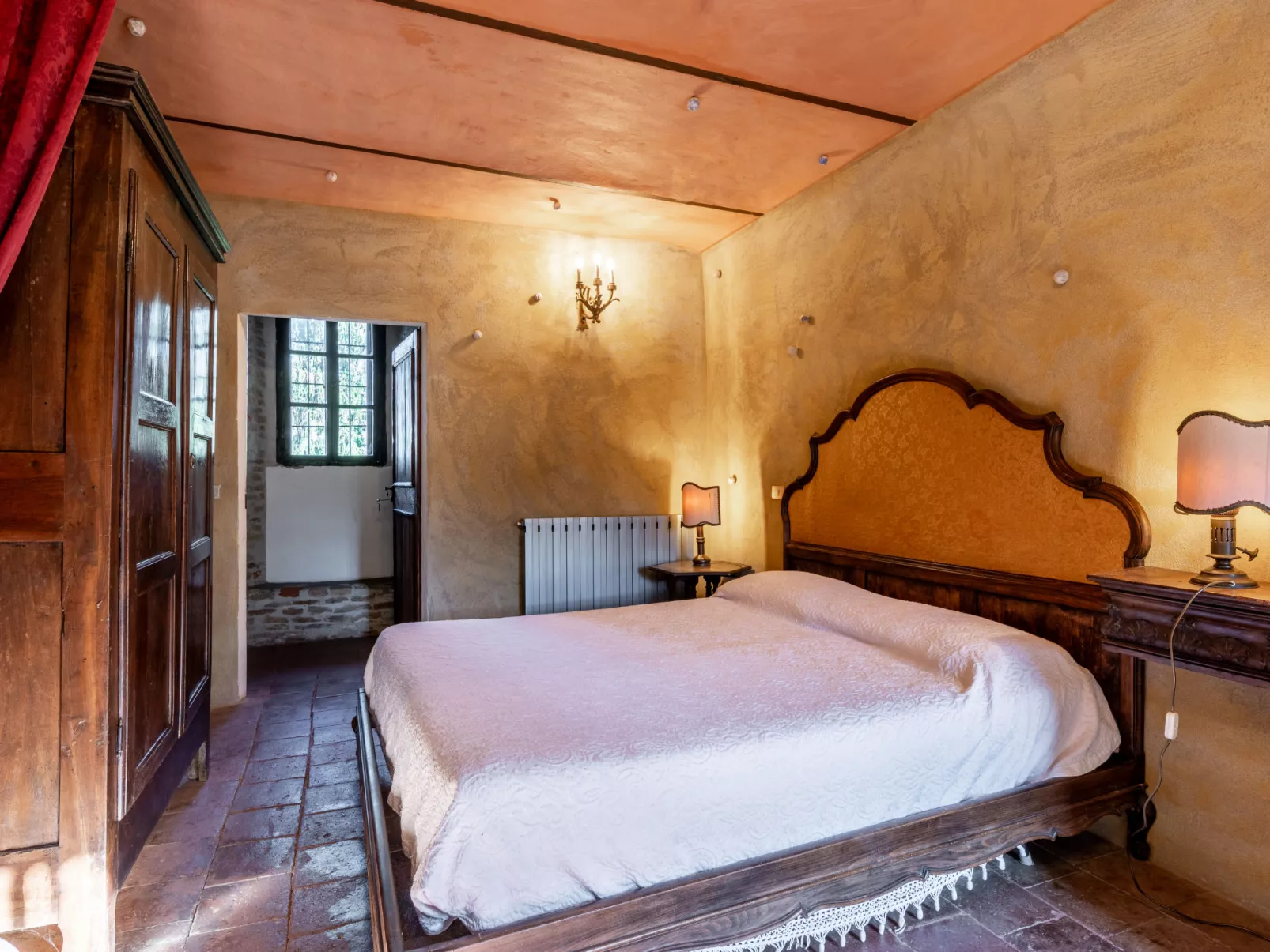 Borgo del Riondino-Inside