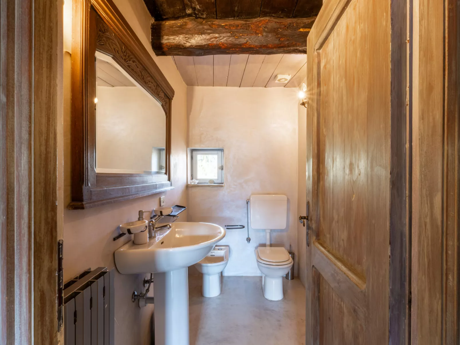 Borgo del Riondino-Inside