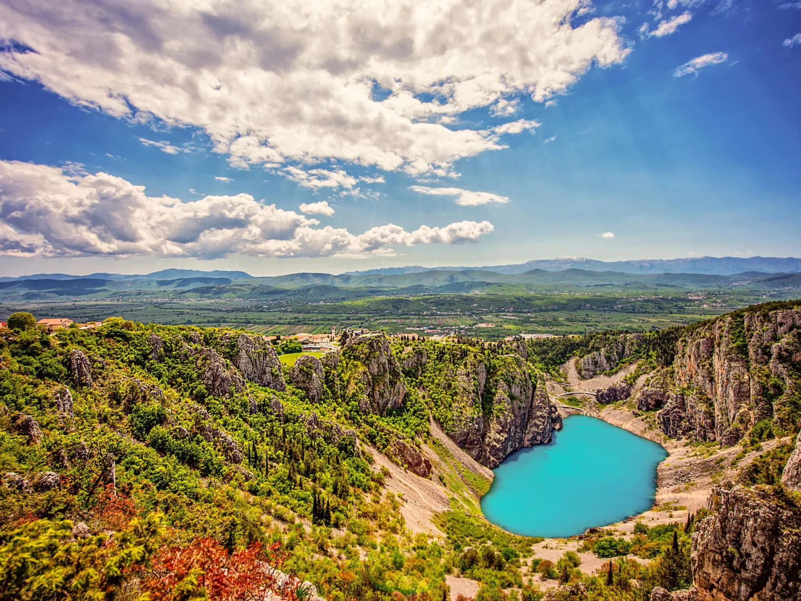 Lucija-Area