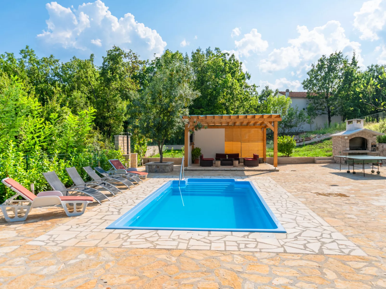 Villa Dalmatina-Outside