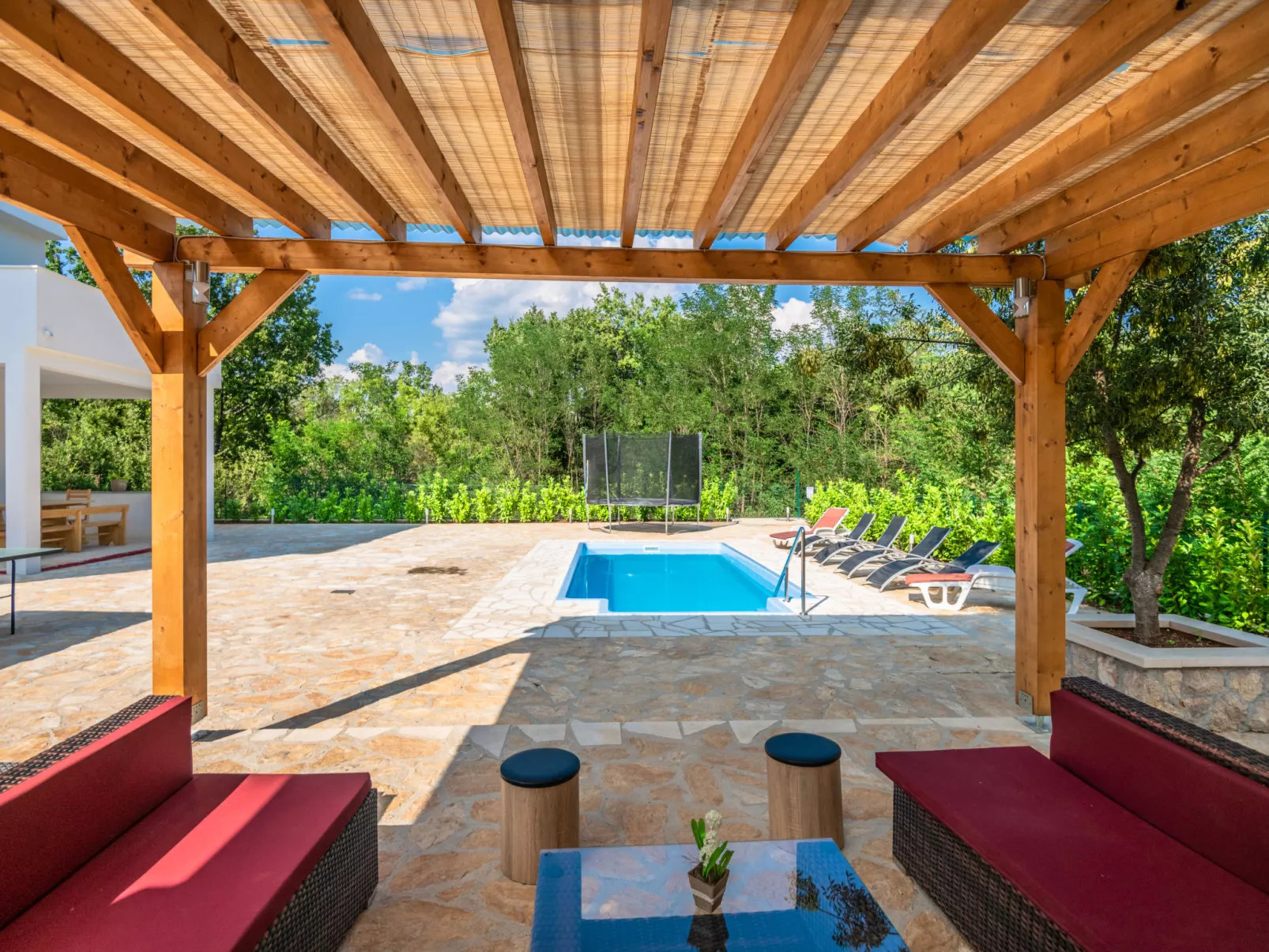 Villa Dalmatina-Outside