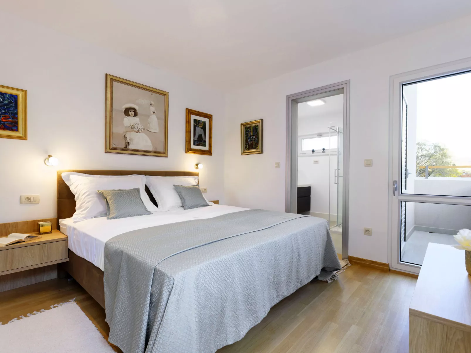 Villa Jure-Inside
