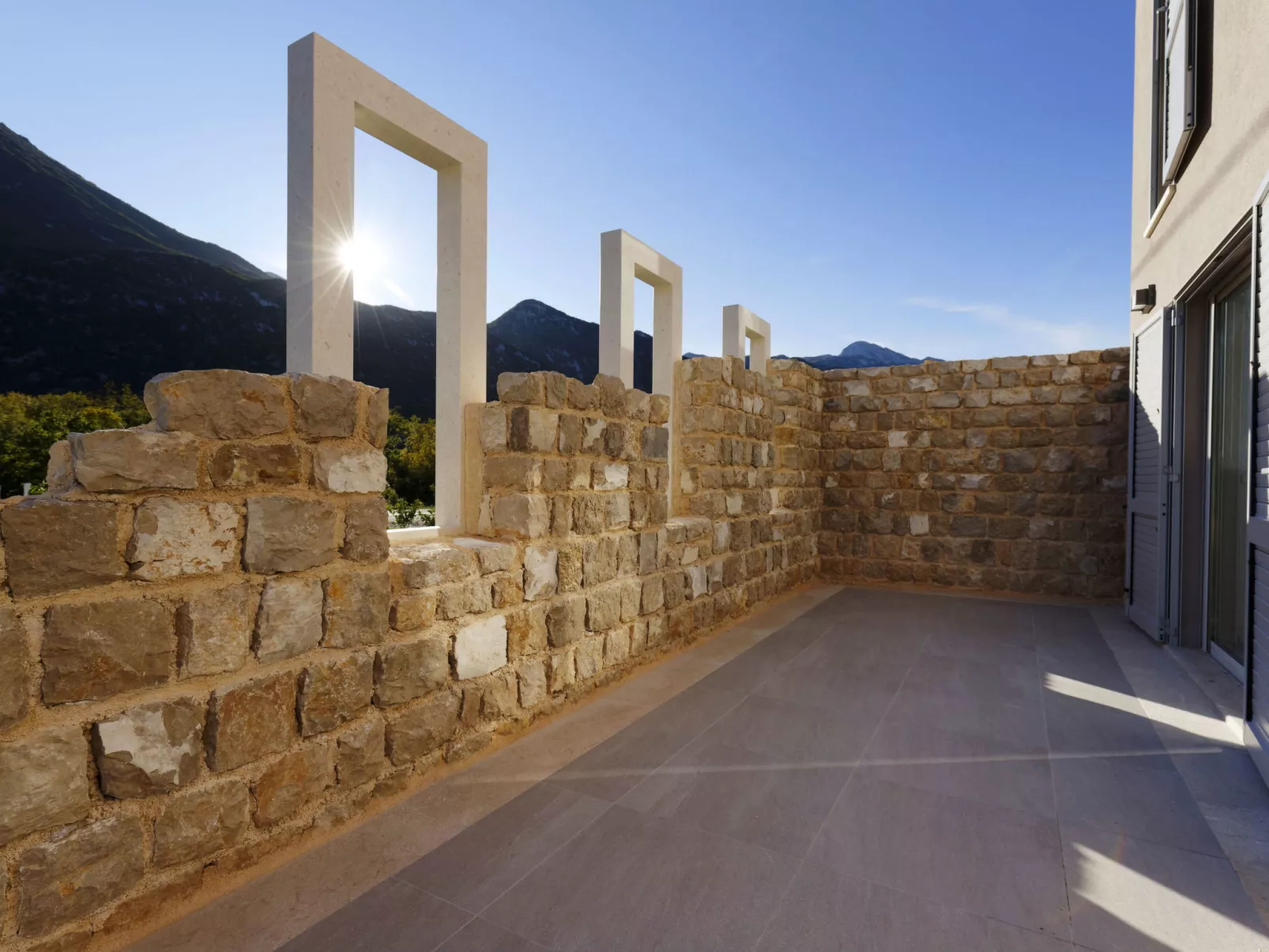 Villa Jure-Outside