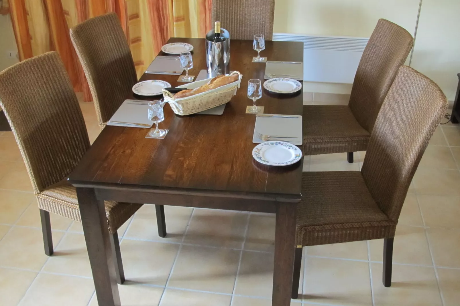 Les Forges - Bleu de Vibraye-Dining room
