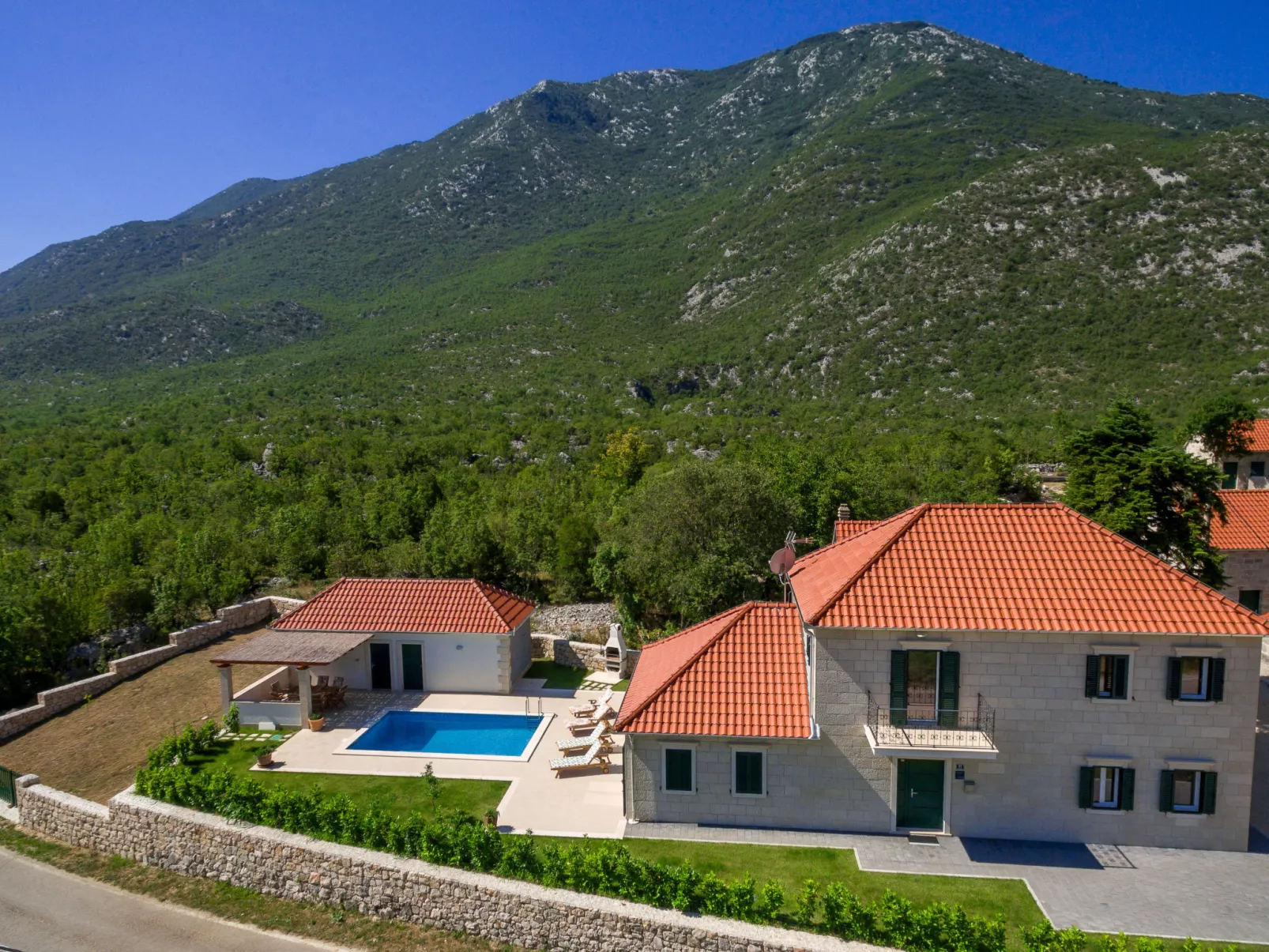 Villa Župa-Outside