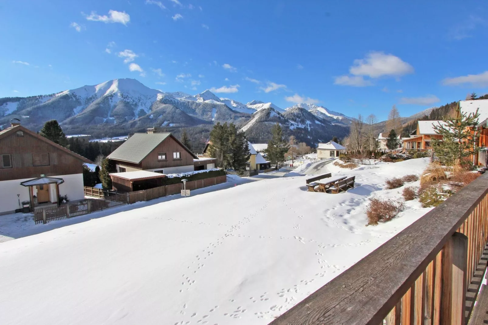 Chalet Pistenstüberl-Exterior winter