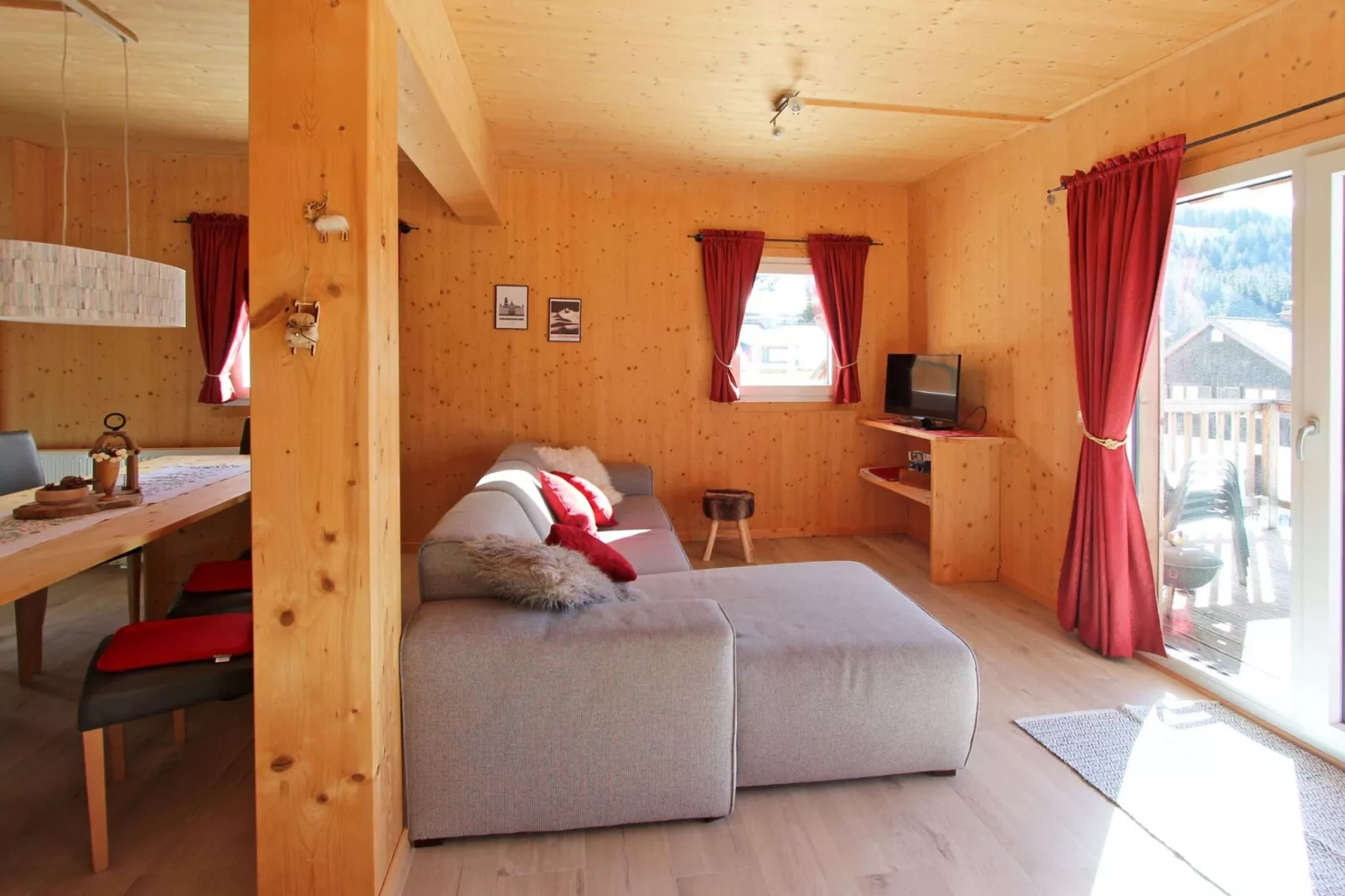 Chalet Pistenstüberl-Living room