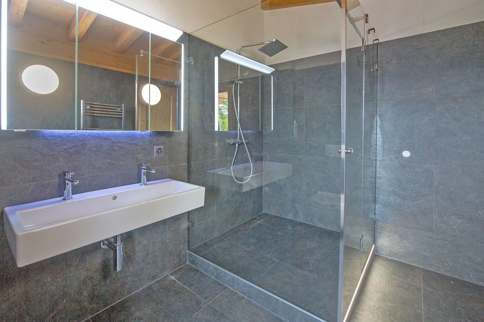Harmonie-Bathroom