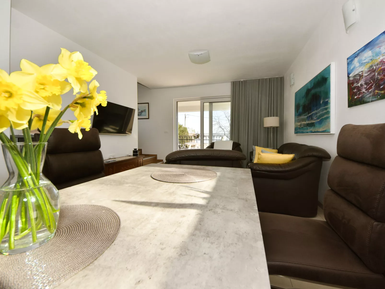 Sea side-Inside