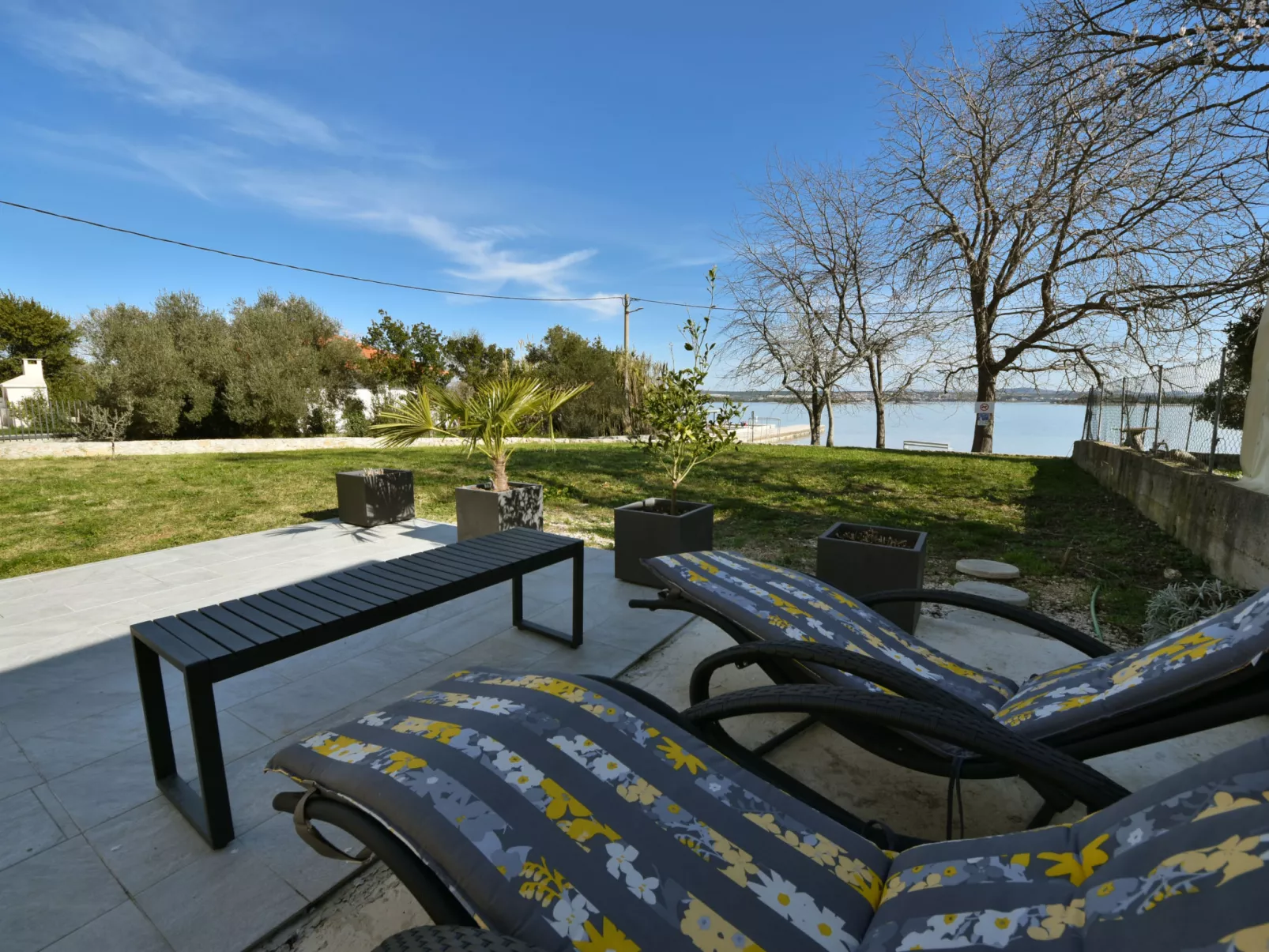 Sea side-Outside