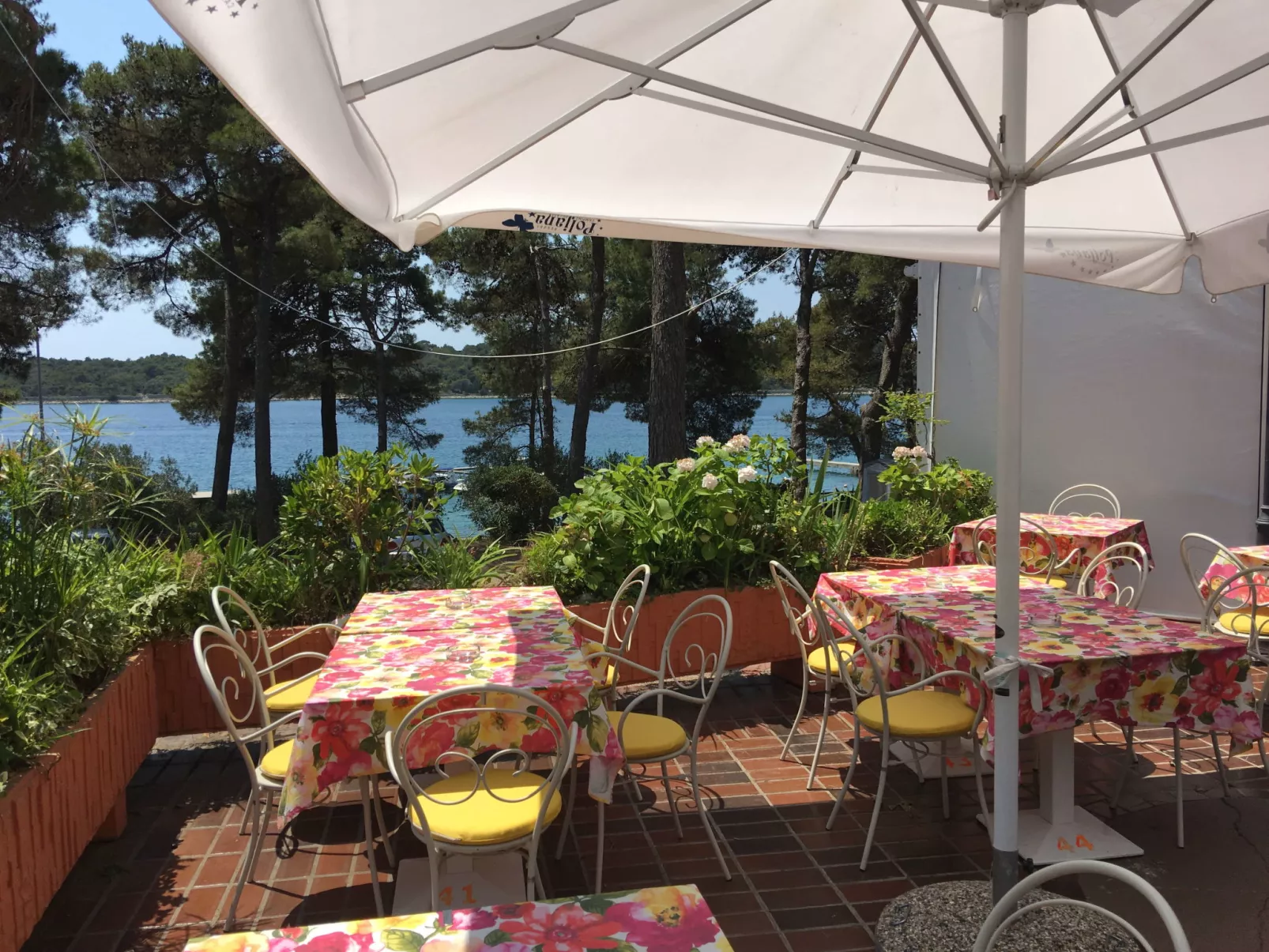 Baia Blu Romantic-Drinnen