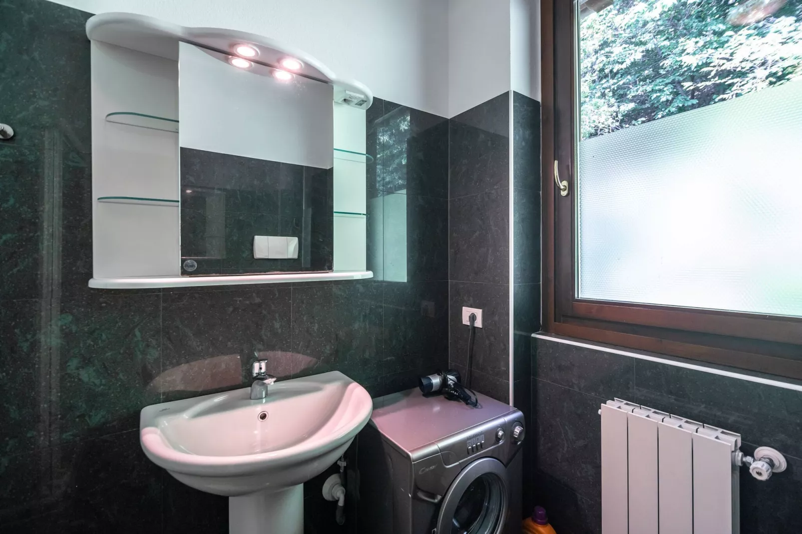 Panoramica E VentiSei-Bathroom