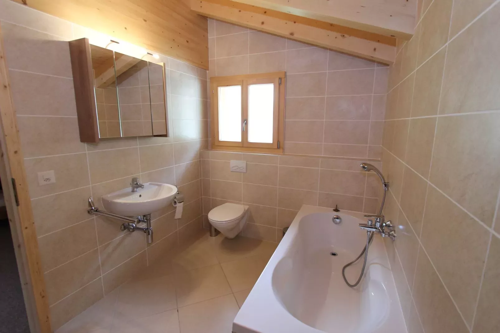 Chalet Chaud-Bathroom
