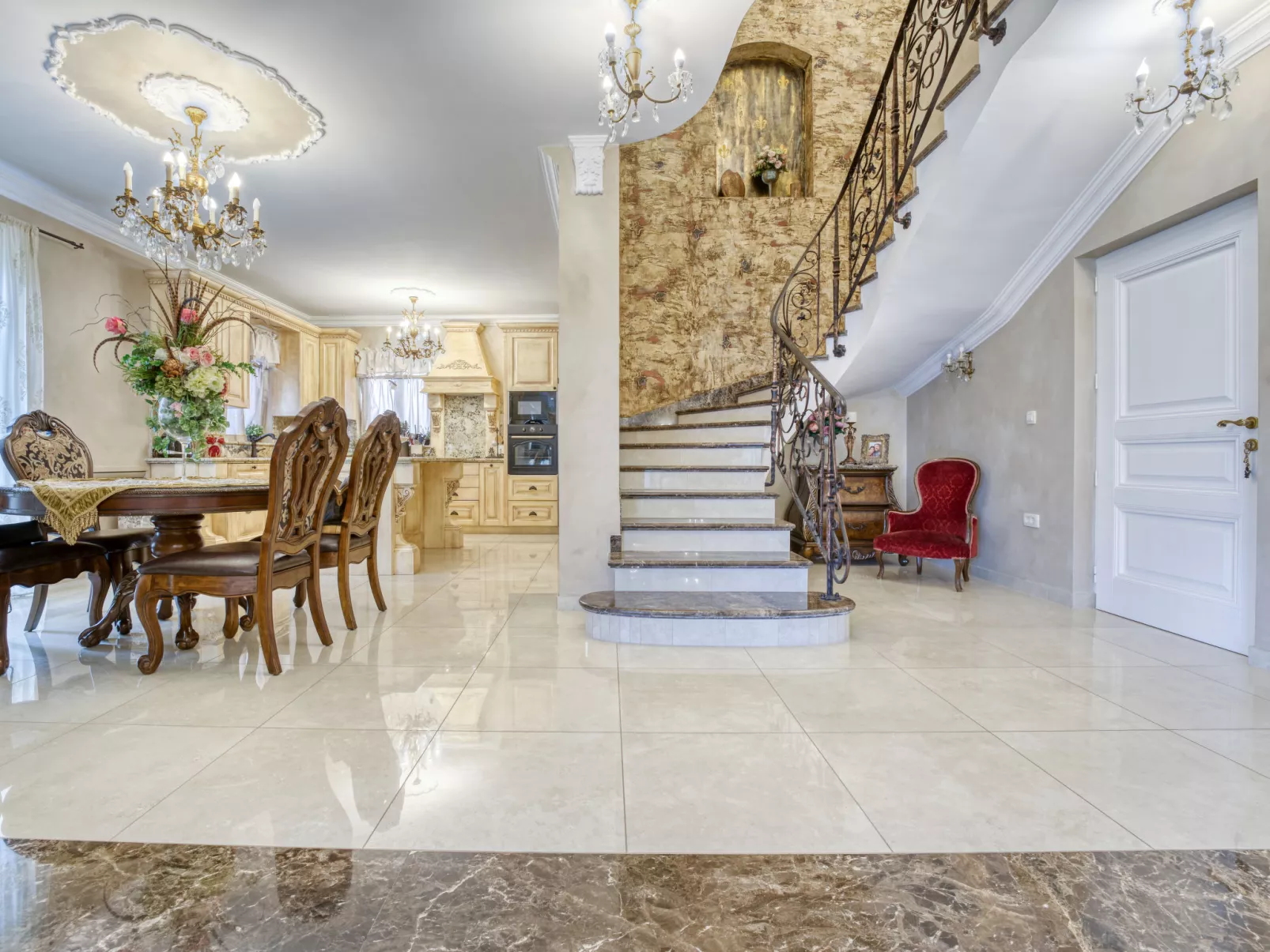 Villa Palazzo-Dedans