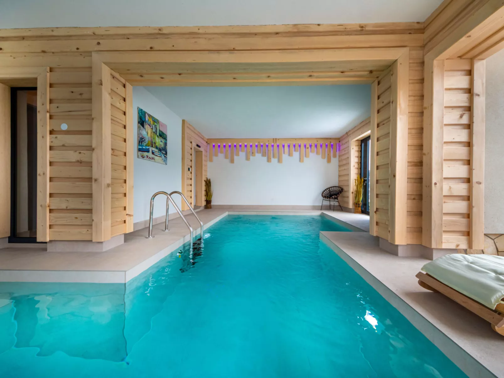 Relax & Play-Inside