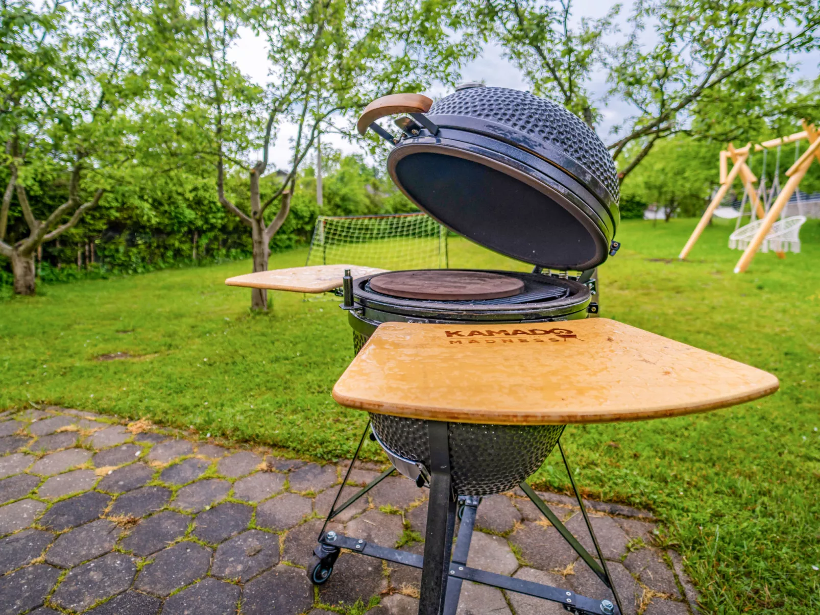 Relax & Play-Outside