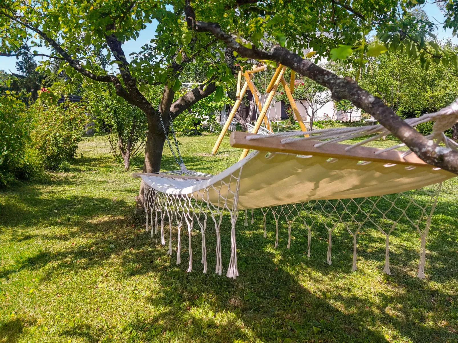 Relax & Play-Outside