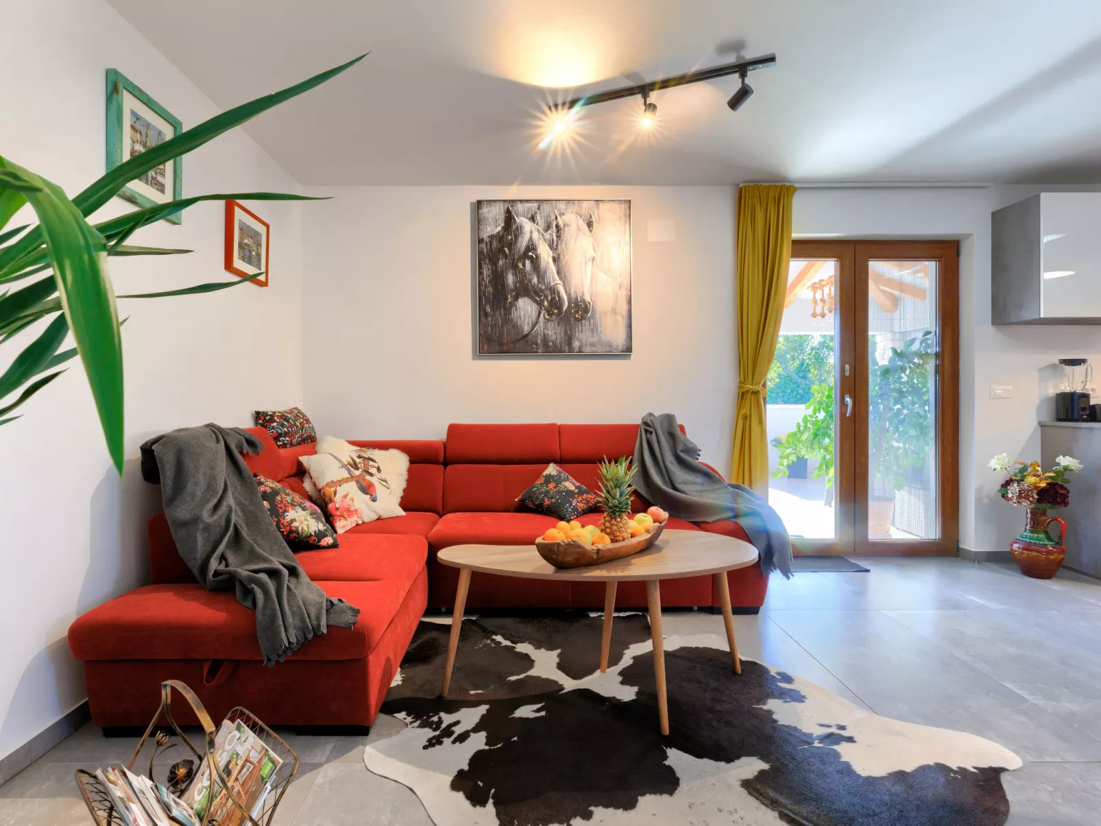 Villa Lora-Inside