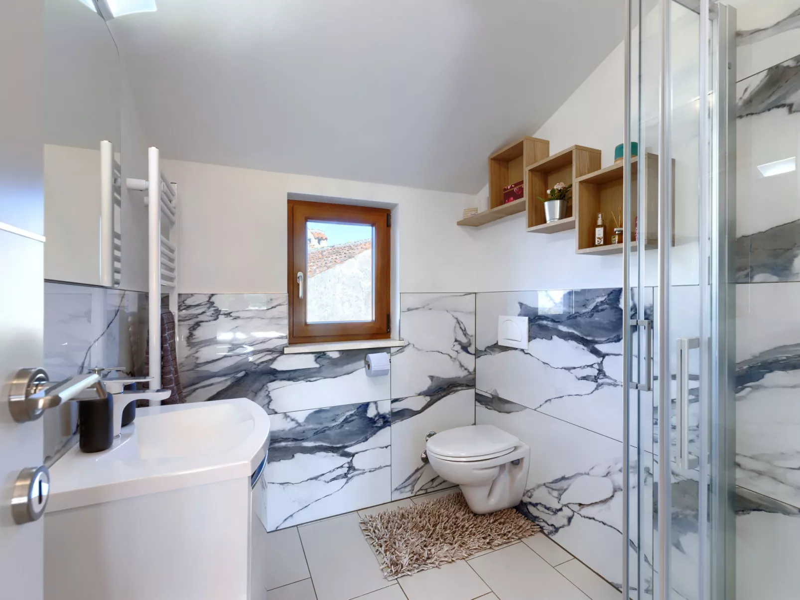 Villa Lora-Inside