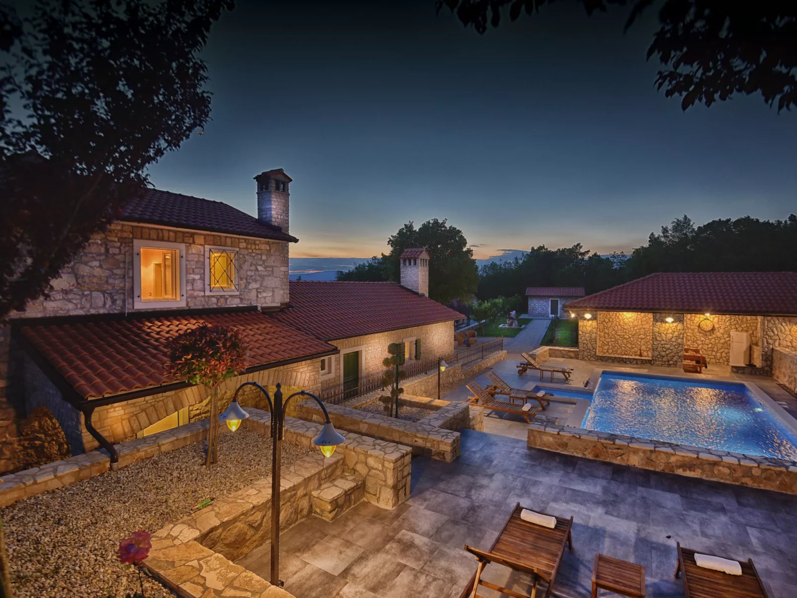 Villa Škavre-Outside