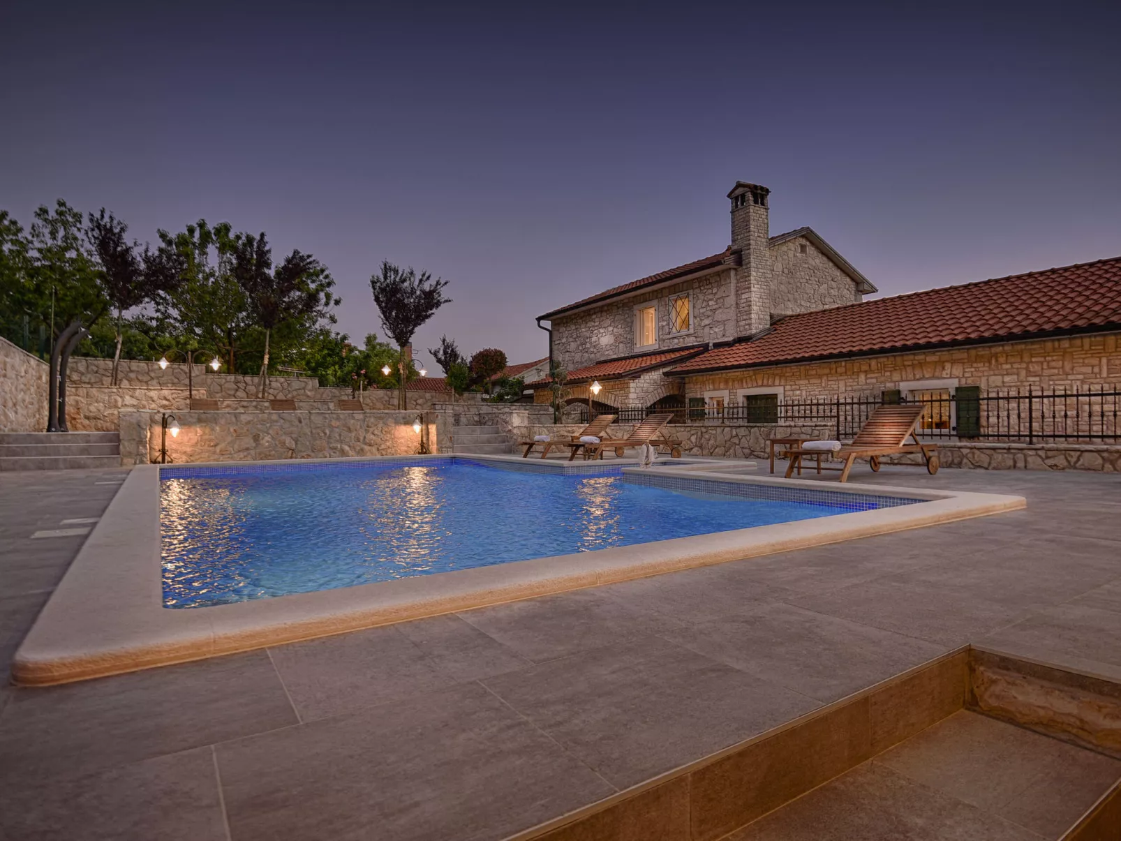 Villa Škavre-Outside